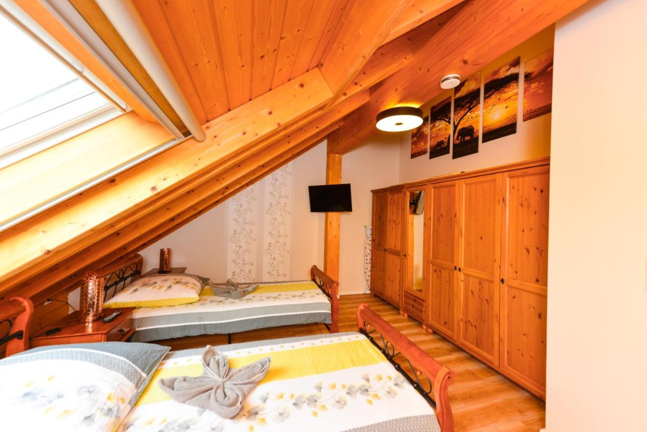 Ferienwohnung Im Erzgebirge Langenweissbach Bagian luar foto